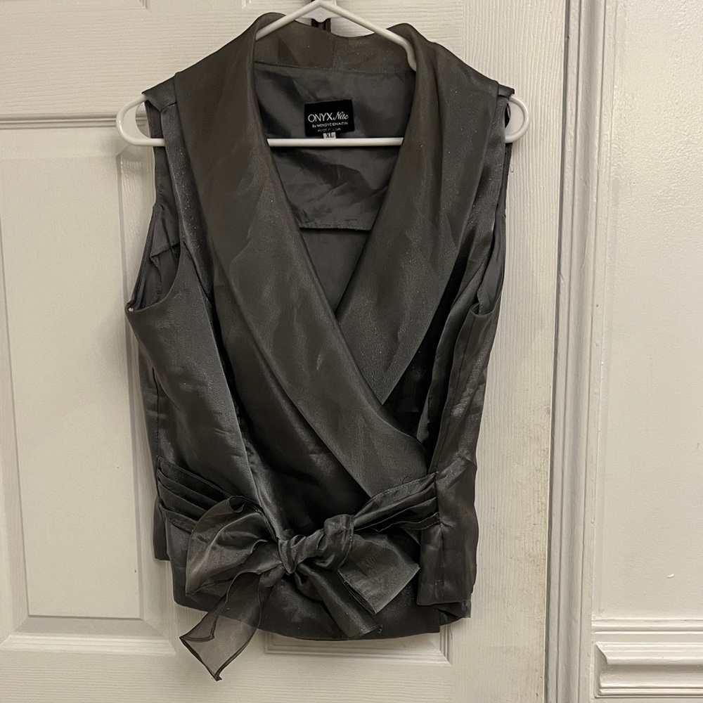 Onyx Nite gray Sleeveless Wrap Blouse